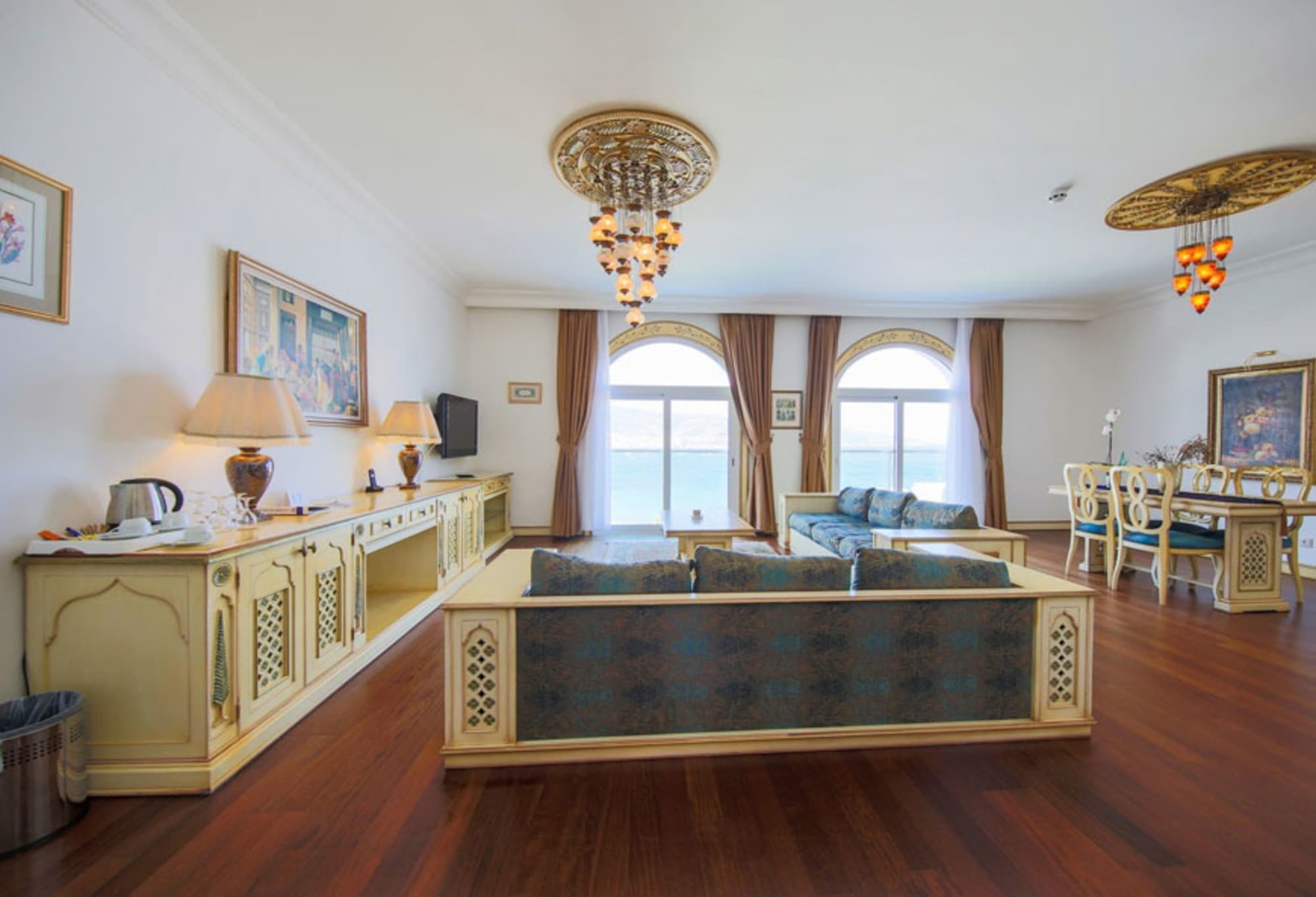 King Suite